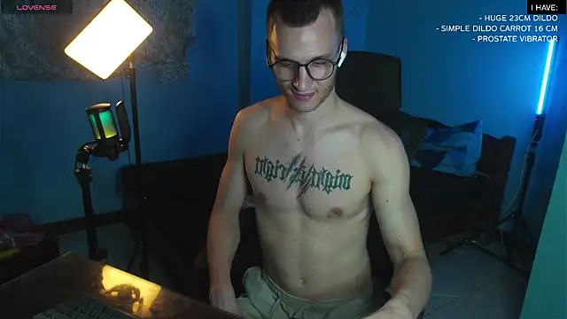 Snapshot of mickeypict chatting on February 17, 2025, 3:09 pm mickeypict online show from February 17, 2025, 3:09 pm