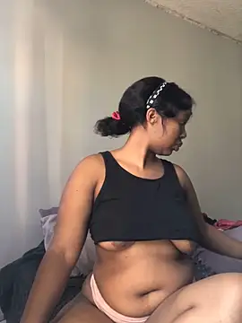 Snapshot of Sexyass242 chatting on September 22, 2025, 6:15 am Sexyass242 online show from September 22, 2025, 6:15 am