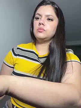 kimberlyhills1 online show from February 2, 2025, 4:26 am