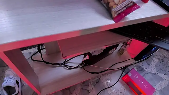 Snapshot of anniemayerx_ chatting on January 23, 2025, 4:04 pm anniemayerx online show from January 23, 2025, 4:04 pm