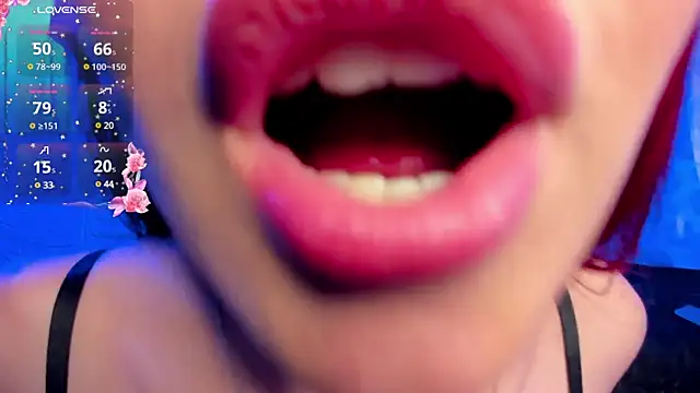 Snapshot of ZaraWest chatting on March 21, 2025, 3:33 am ZaraWest online show from March 21, 2025, 3:33 am