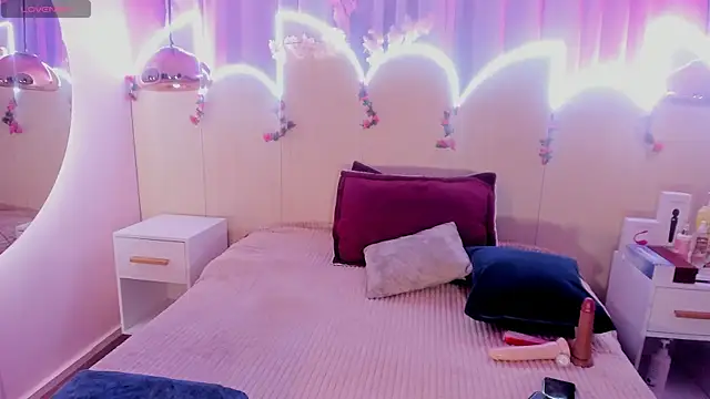 Snapshot of Laurentdupont04 chatting on March 23, 2025, 3:21 am Laurentdupont04 online show from March 23, 2025, 3:21 am