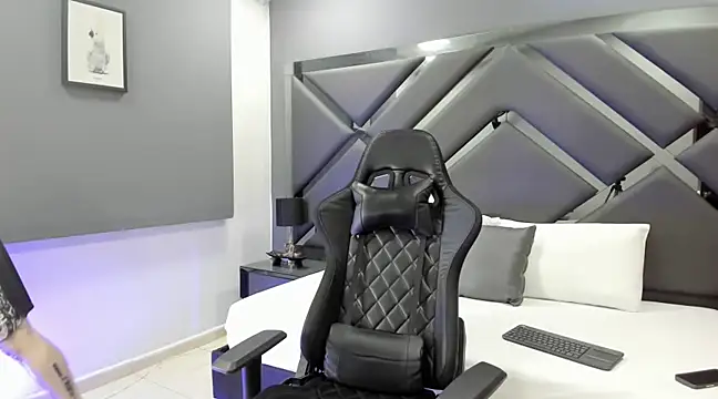 Snapshot of wisdonsenecax chatting on December 31, 2024, 1:57 am wisdonsenecax online show from December 31, 2024, 1:57 am