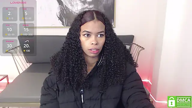 Snapshot of Shenna_brunette_ chatting on January 17, 2025, 1:03 pm Shenna brunette online show from January 17, 2025, 1:03 pm