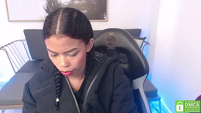 Snapshot of Shenna_brunette_ chatting on January 29, 2025, 1:07 pm Shenna brunette online show from January 29, 2025, 1:07 pm