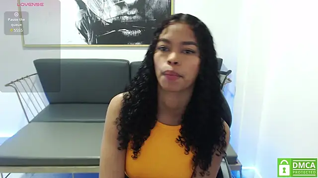 Snapshot of Shenna_brunette_ chatting on February 8, 2025, 1:11 pm Shenna brunette online show from February 8, 2025, 1:11 pm