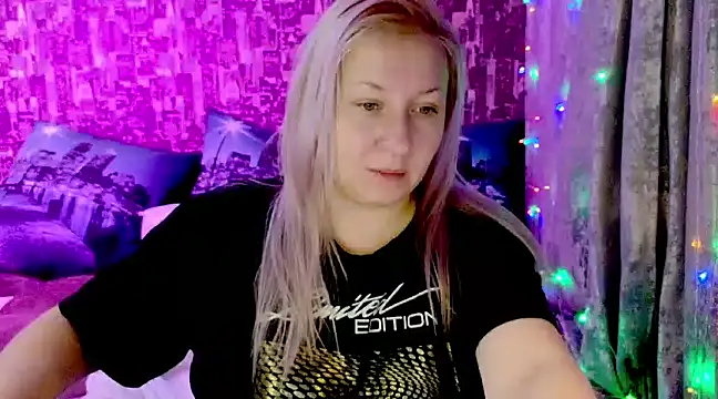 sarakatherin online show from December 23, 2024, 3:29 am