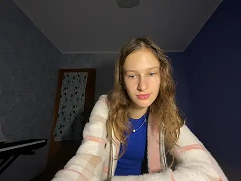 Snapshot of Eva_Angel3 chatting on December 28, 2024, 8:04 pm Eva Angel3 online show from December 28, 2024, 8:04 pm