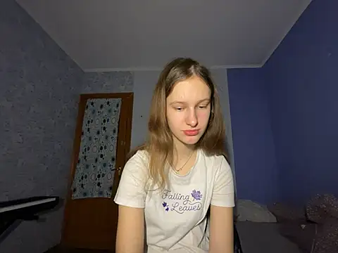 Snapshot of Eva_Angel3 chatting on January 13, 2025, 7:10 pm Eva Angel3 online show from January 13, 2025, 7:10 pm