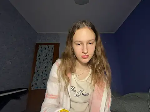 Snapshot of Eva_Angel3 chatting on February 1, 2025, 4:11 pm Eva Angel3 online show from February 1, 2025, 4:11 pm