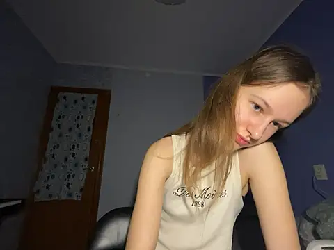 Snapshot of Eva_Angel3 chatting on February 20, 2025, 8:36 pm Eva Angel3 online show from February 20, 2025, 8:36 pm