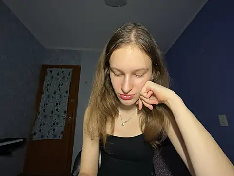 Snapshot of Eva_Angel3 chatting on March 5, 2025, 7:06 pm Eva Angel3 online show from March 5, 2025, 7:06 pm