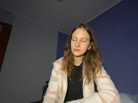 Snapshot of Eva_Angel3 chatting on March 14, 2025, 4:51 pm Eva Angel3 online show from March 14, 2025, 4:51 pm