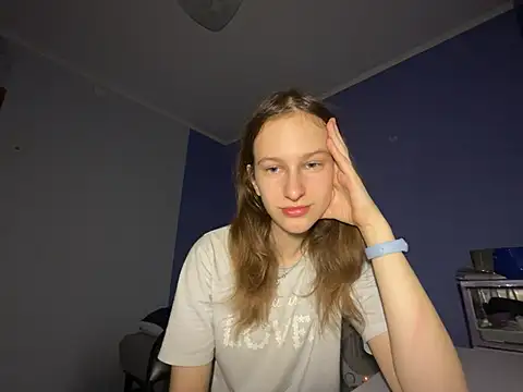 Snapshot of Eva_Angel3 chatting on March 22, 2025, 5:09 pm Eva Angel3 online show from March 22, 2025, 5:09 pm