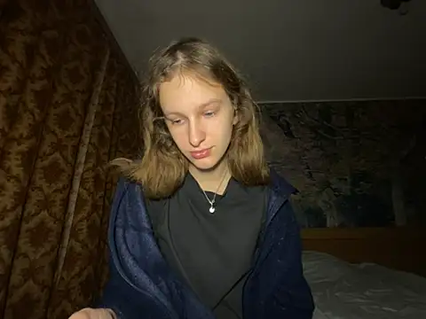 Snapshot of Eva_Angel3 chatting on October 27, 2025, 4:33 pm Eva Angel3 online show from October 27, 2025, 4:33 pm