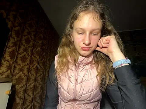 Snapshot of Eva_Angel3 chatting on November 11, 2025, 5:46 pm Eva Angel3 online show from November 11, 2025, 5:46 pm