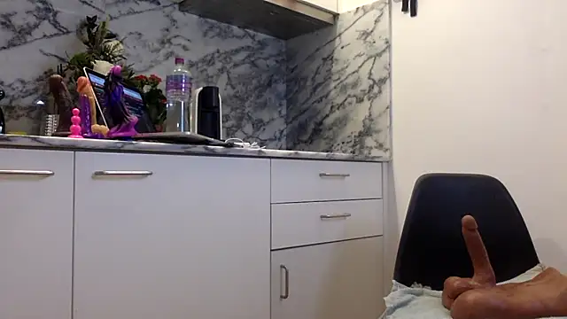 brazilianbbinuk online show from March 8, 2025, 6:10 am