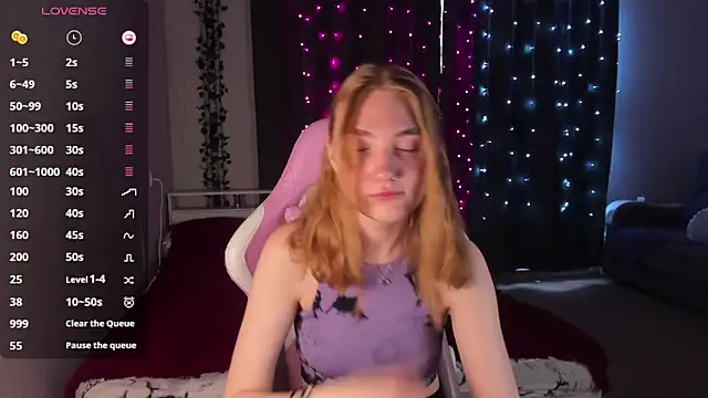 Snapshot of ReddHotPipper chatting on March 20, 2025, 1:13 am ReddHotPipper online show from March 20, 2025, 1:13 am