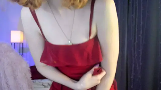 Snapshot of ReddHotPipper chatting on October 21, 2025, 2:45 am ReddHotPipper online show from October 21, 2025, 2:45 am