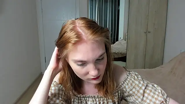 ReddHotPipper online show from July 27, 2026, 3:13 am