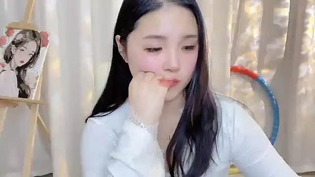 Snapshot of SU__SU chatting on February 10, 2025, 4:47 pm SU SU online show from February 10, 2025, 4:47 pm