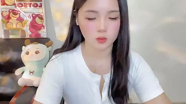 Snapshot of SU__SU chatting on February 25, 2025, 2:54 pm SU SU online show from February 25, 2025, 2:54 pm