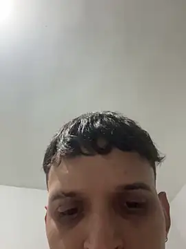 ArturoDelgado1 online show from March 18, 2025, 3:20 am