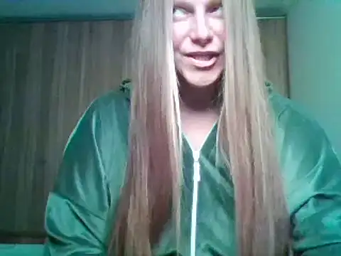 Evasapples online show from September 11, 2025, 12:27 pm