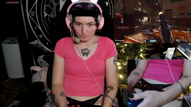 BrandiWRLD 999 online show from December 14, 2024, 7:14 pm