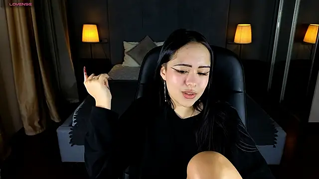 baby  kim online show from March 18, 2025, 7:53 pm