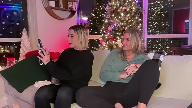 Snapshot of Graciemae_baexx chatting on December 5, 2024, 12:30 am Graciemae baexx online show from December 5, 2024, 12:30 am