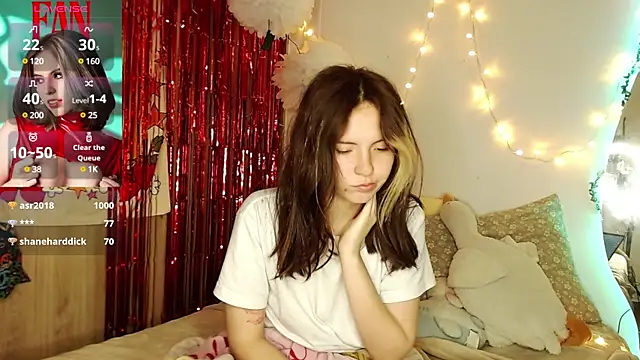 cherrybom969 online show from December 11, 2024, 2:52 am