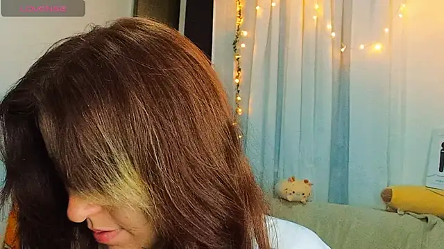 cherrybom969 online show from February 8, 2025, 8:09 am