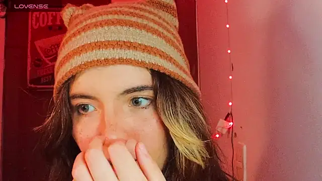 cherrybom969 online show from March 13, 2025, 5:54 am