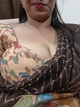 Sexy-Shalinii online show from May 27, 2026, 2:14 pm