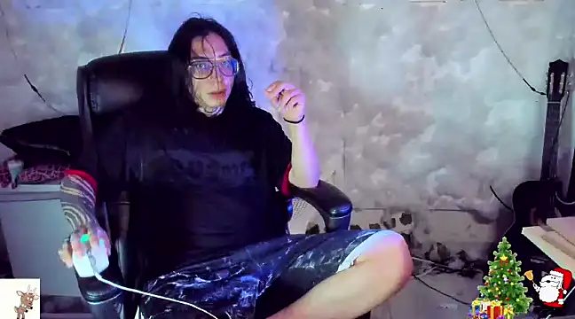 mikeysloan online show from December 30, 2024, 11:38 pm