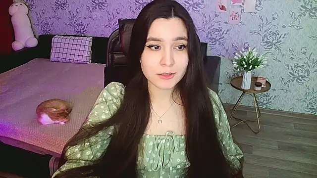 Snapshot of annie_shine chatting on December 26, 2024, 12:46 am annie shine online show from December 26, 2024, 12:46 am