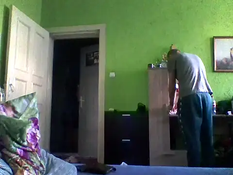 STANISLAW621162 online show from July 5, 2026, 5:09 pm