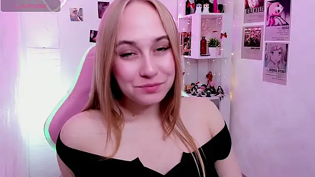 Snapshot of LianaBright chatting on May 6, 2026, 2:08 am LianaBright online show from May 6, 2026, 2:08 am