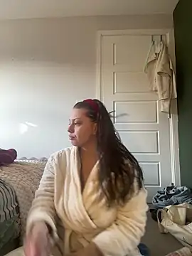 Krystal Tx online show from February 14, 2025, 2:54 pm