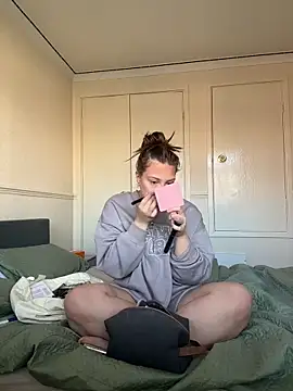 Krystal Tx online show from March 18, 2025, 8:58 am