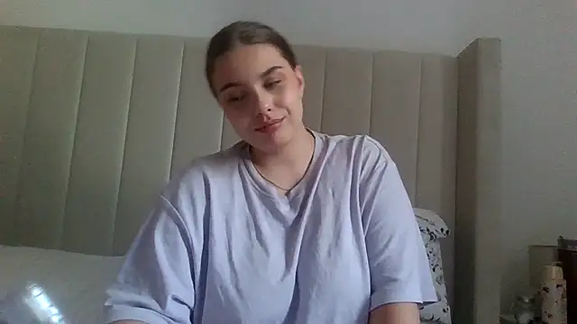 Snapshot of Krystal_Tx chatting on July 17, 2026, 3:39 pm Krystal Tx online show from July 17, 2026, 3:39 pm