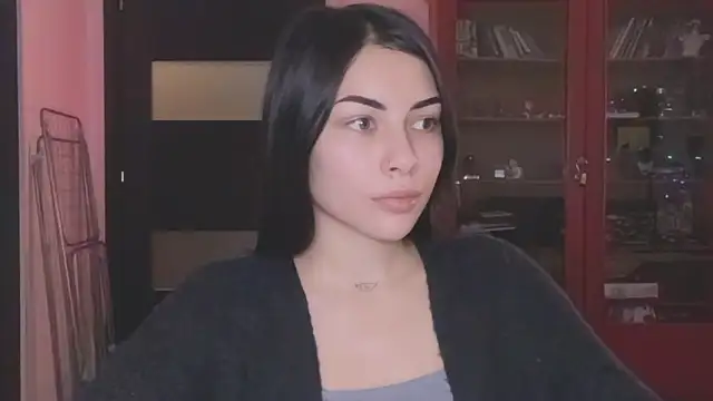 valorant girl online show from February 25, 2025, 5:36 pm