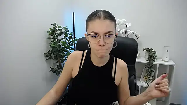 Ritaneer online show from February 1, 2026, 9:19 am