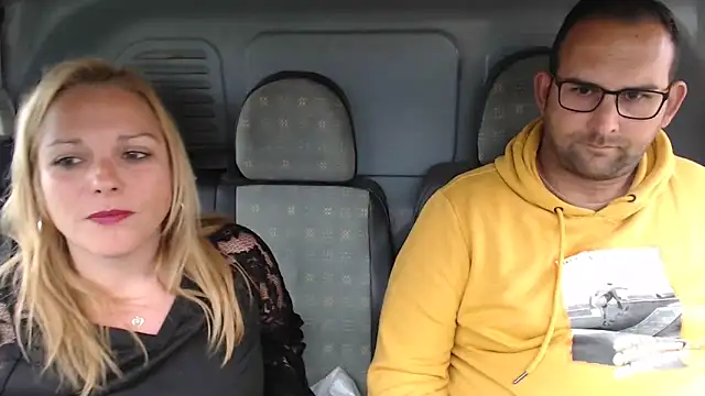 Snapshot of Doucelouve9 chatting on March 19, 2025, 1:51 pm Doucelouve9 online show from March 19, 2025, 1:51 pm