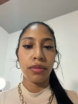 Snapshot of Anna_risse chatting on June 14, 2026, 7:21 am Anna risse online show from June 14, 2026, 7:21 am