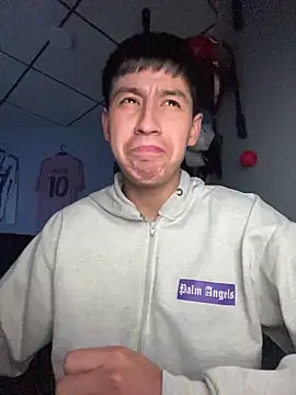 Stiven 017 online show from January 16, 2026, 11:31 pm