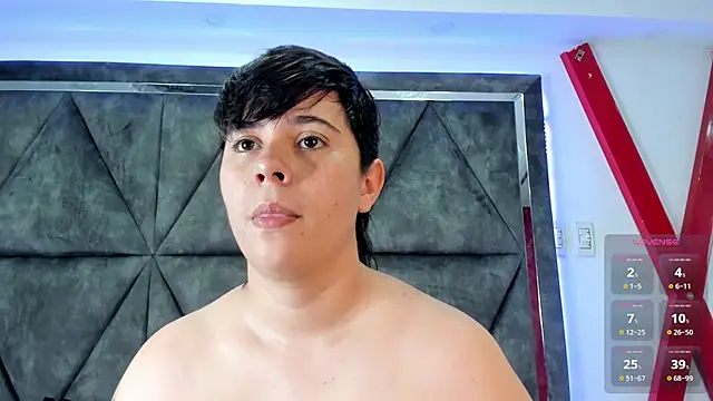 AbbySmiitth  online show from February 25, 2026, 8:07 pm