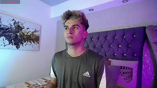 MrWilliseo online show from September 11, 2025, 8:20 pm