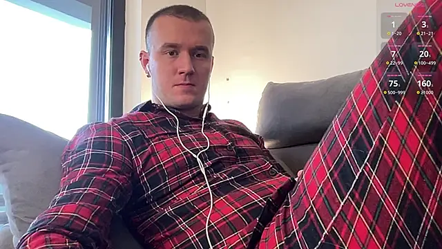 cute mark online show from January 20, 2025, 9:13 am